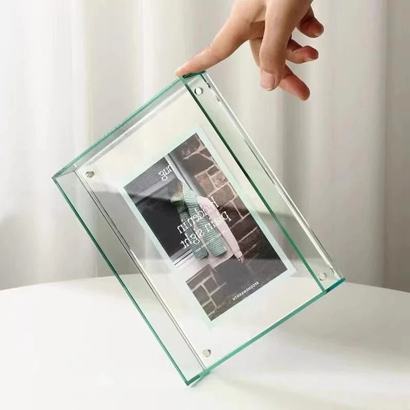 Cadre photo transparent au design minimaliste moderne