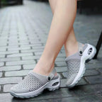 Sabots confortables pour femmes | Semelle épaisse amortissante avec coussin d'air au talon et tige en maille respirante. Modèle léger et facile à enfiler pour l'été