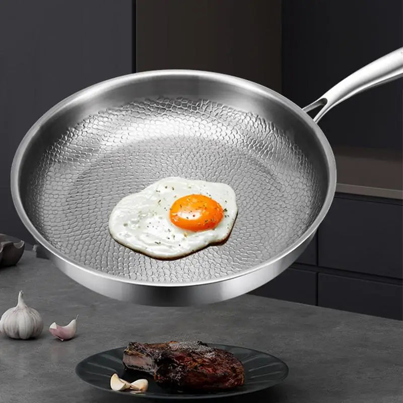 Poêle à frire antiadhésive en titane martelé, compatible avec les plaques à induction et la cuisine quotidienne